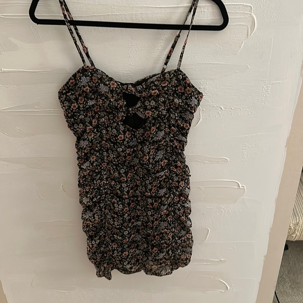Forever 21 New shortie dress floral size small